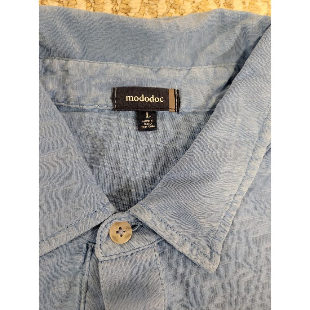 Mododoc Men's Size Large Three Button Light Blue short sleeve Golf Shirt